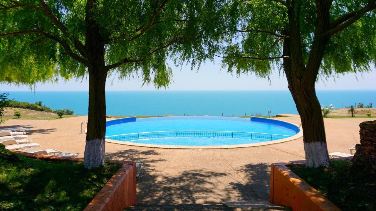 Морски Апартаменти Джулай Морнинг - July Morning Sea View Apartments Kavarna Eksteriør billede