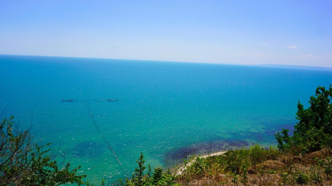 Морски Апартаменти Джулай Морнинг - July Morning Sea View Apartments Kavarna Eksteriør billede