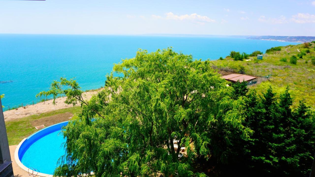 Морски Апартаменти Джулай Морнинг - July Morning Sea View Apartments Kavarna Eksteriør billede