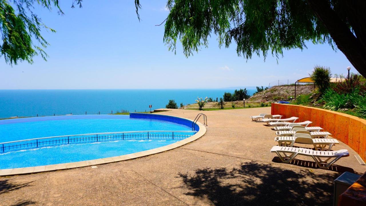 Морски Апартаменти Джулай Морнинг - July Morning Sea View Apartments Kavarna Eksteriør billede