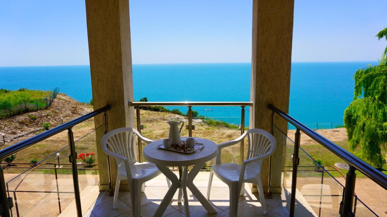 Морски Апартаменти Джулай Морнинг - July Morning Sea View Apartments Kavarna Eksteriør billede
