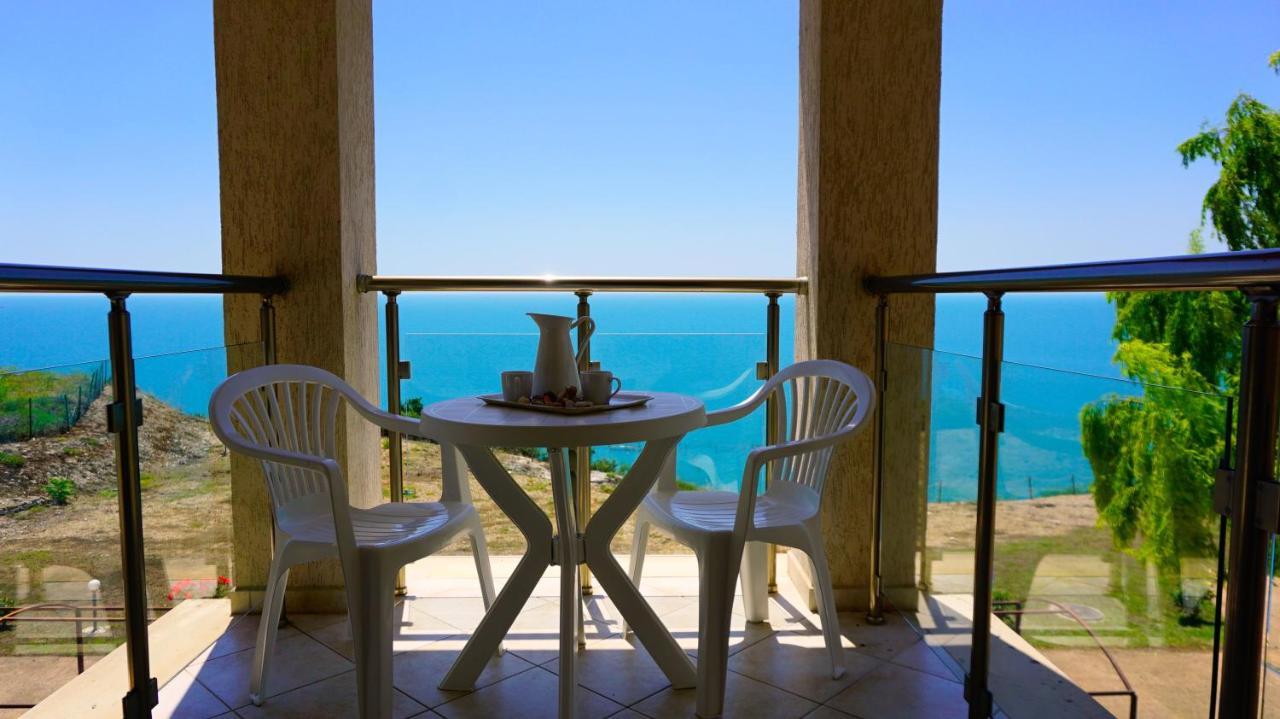 Морски Апартаменти Джулай Морнинг - July Morning Sea View Apartments Kavarna Eksteriør billede