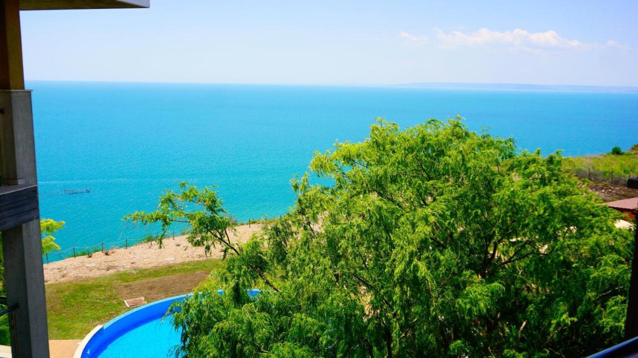 Морски Апартаменти Джулай Морнинг - July Morning Sea View Apartments Kavarna Eksteriør billede