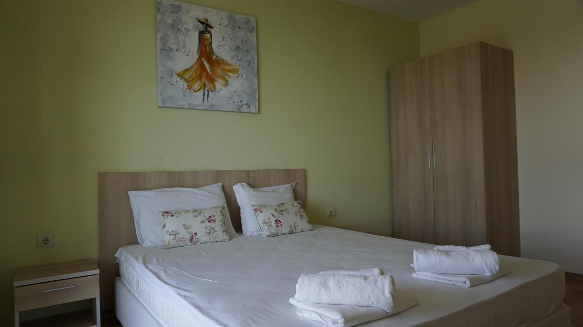 Морски Апартаменти Джулай Морнинг - July Morning Sea View Apartments Kavarna Værelse billede