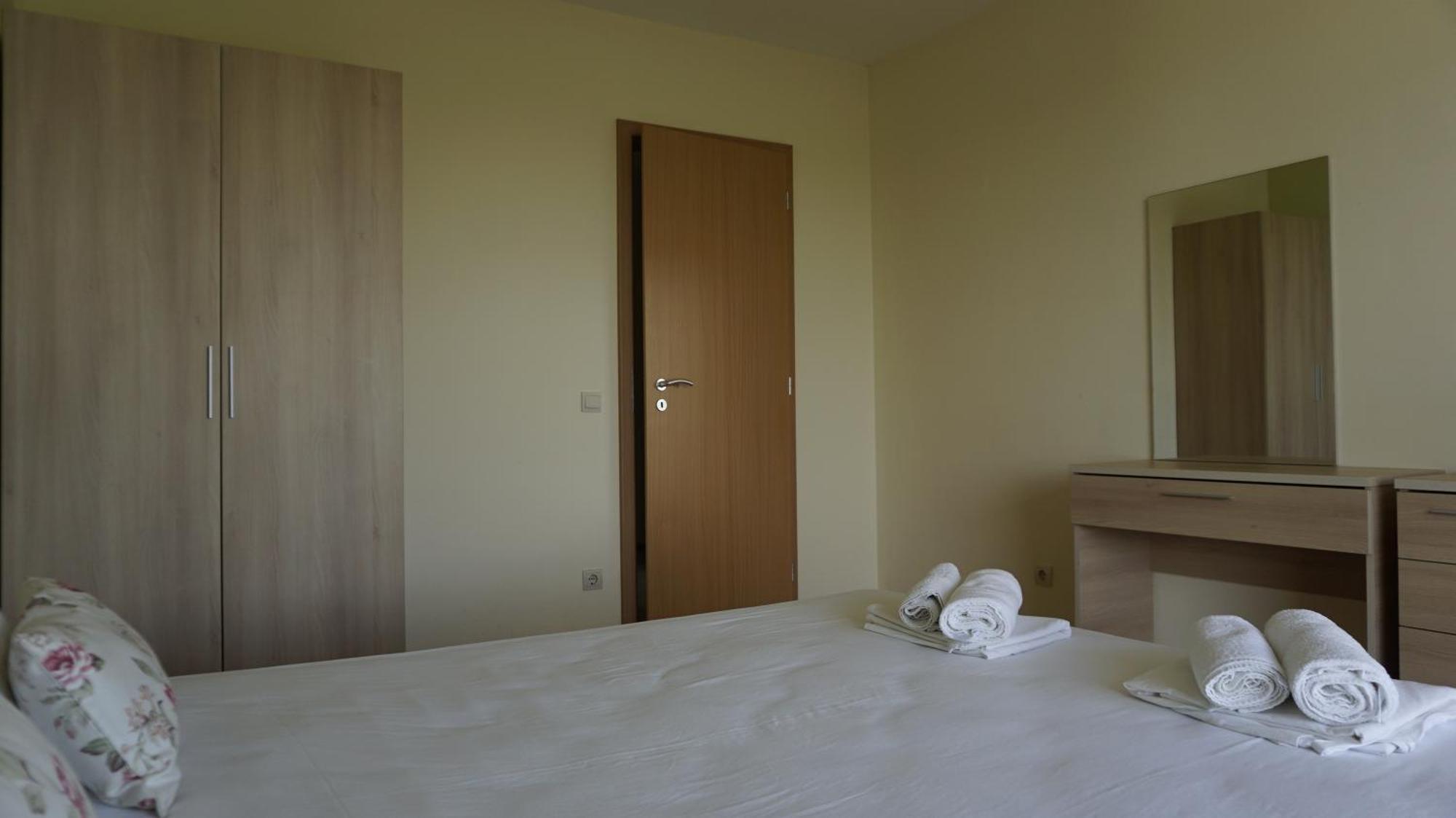 Морски Апартаменти Джулай Морнинг - July Morning Sea View Apartments Kavarna Værelse billede